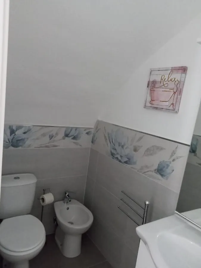 Homestay Lilly House Apartment Catania Italy