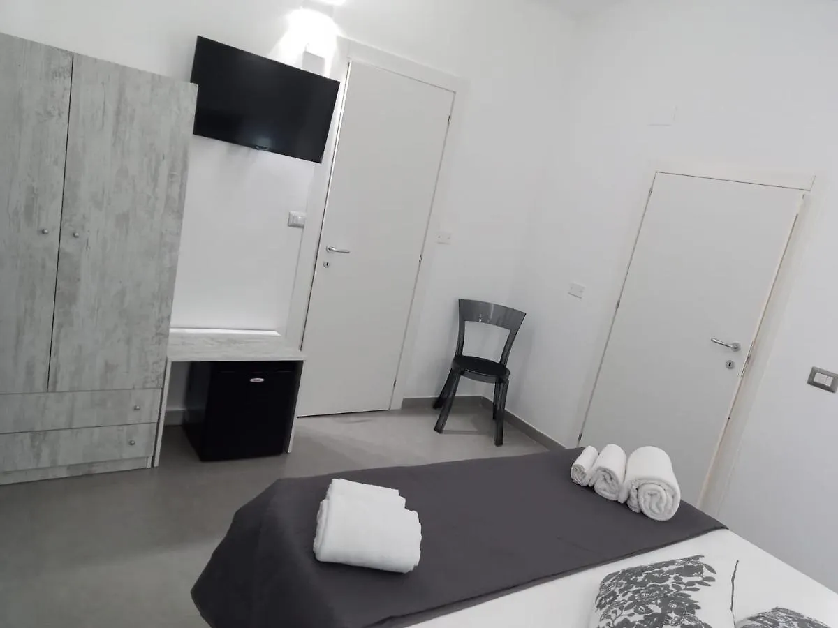 Lilly House Apartment Catania Italy