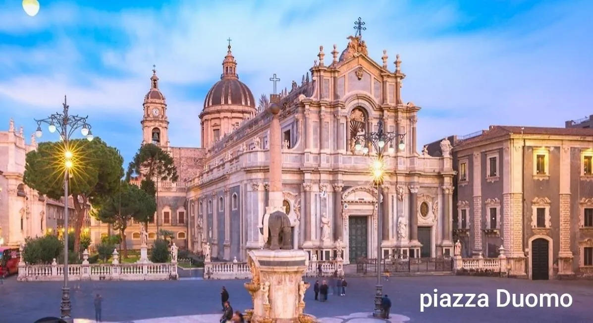 Homestay Lilly House Apartment Catania Italy
